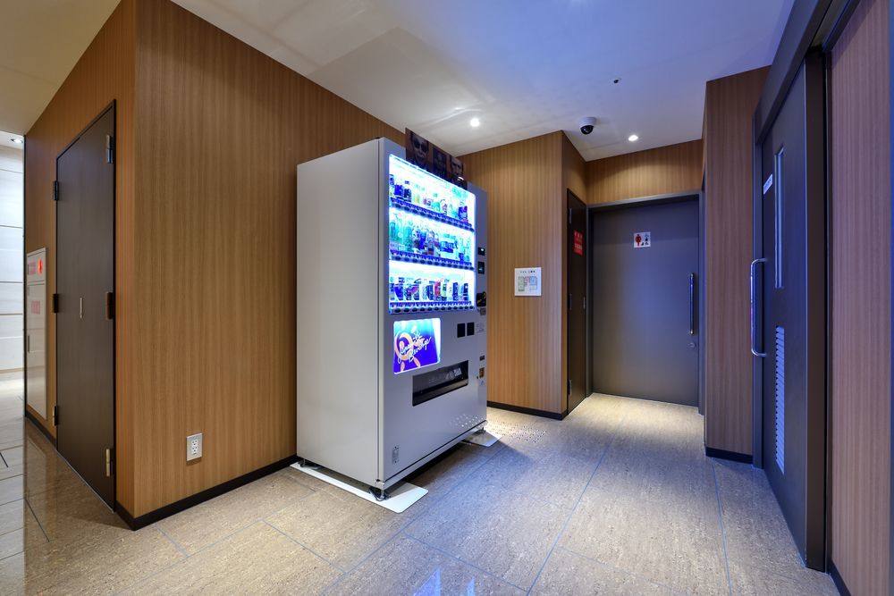 Welina Hotel Honmachi Осака Екстериор снимка