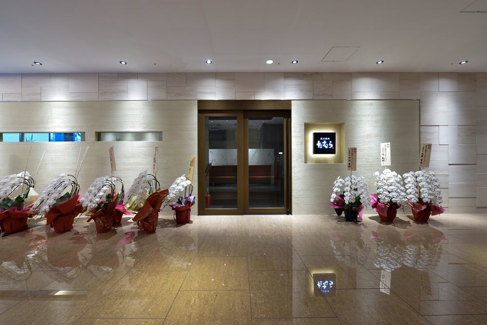 Welina Hotel Honmachi Осака Екстериор снимка